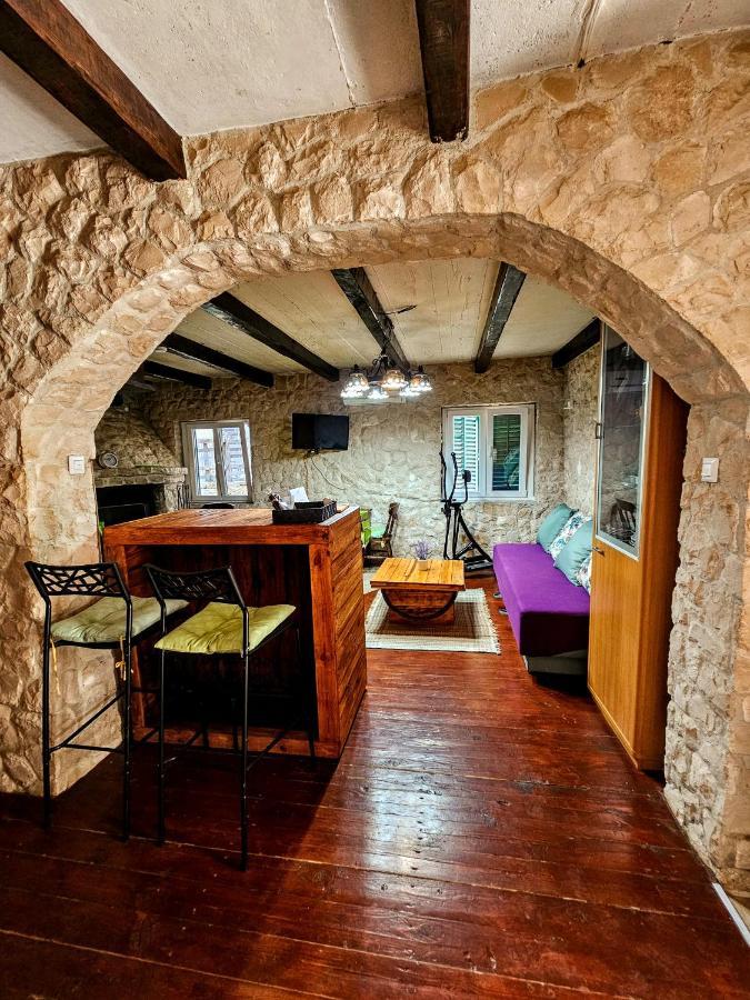 Dalmatia Rustica Comfortable One Bedroom+Fireplace ザダル エクステリア 写真